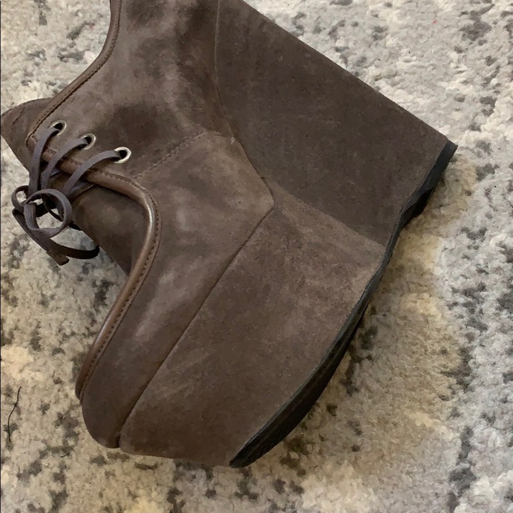 Stuart Weitzman Platform Booties Sz 10 - image 3